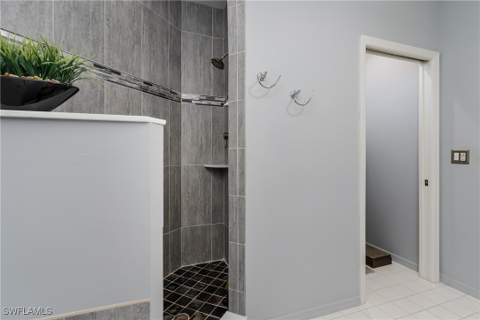 640 Lalique Cir 405, Naples FL - photo 22 of 48
