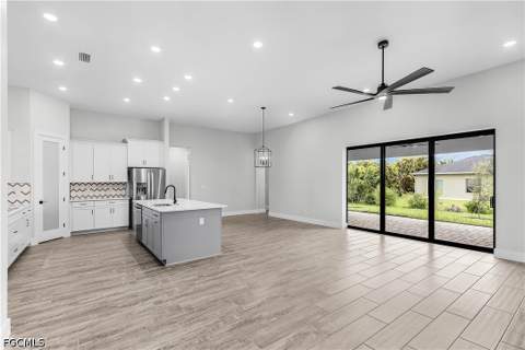 3524 SW 3rd St, Cape Coral FL - photo 12 of 31