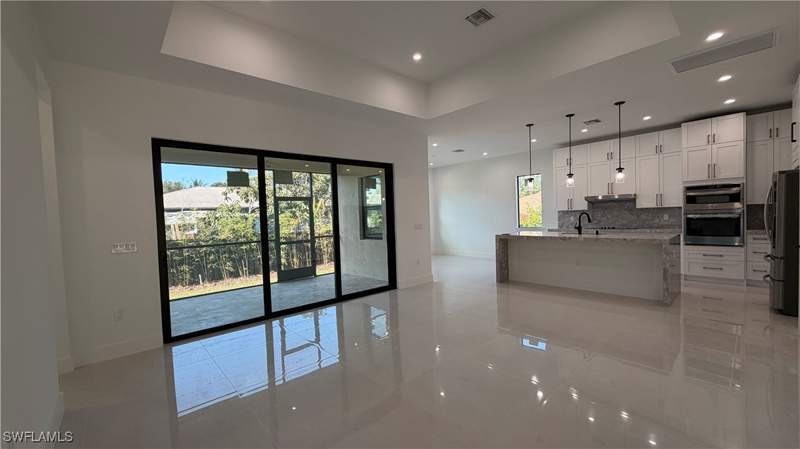 4 bedroom SingleFamilyResidence at 4710 Acadia Ln, Hallendale, Naples — photo 2