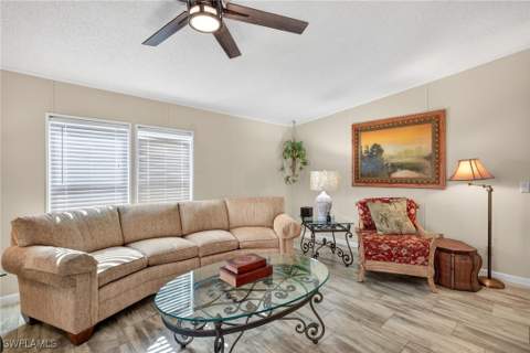212 Oceans Blvd 212, Naples FL - photo 7 of 30
