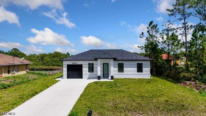 3 bedroom SingleFamilyResidence at 3804 8th St SW, Lehigh Acres, Lehigh Acres — photo 1