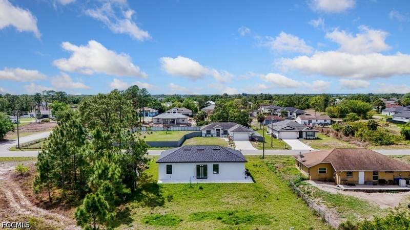 3 bedroom SingleFamilyResidence at 3804 8th St SW, Lehigh Acres, Lehigh Acres — photo 5