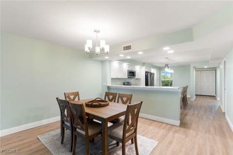 3049 W Gulf Dr 101, Sanibel FL - photo 7 of 40