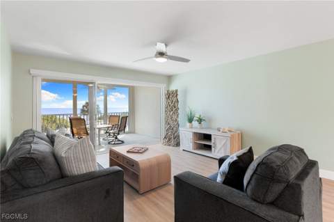 3049 W Gulf Dr 101, Sanibel FL - photo 9 of 40