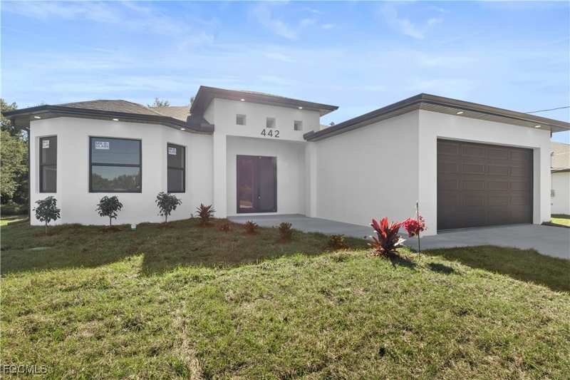 4 bedroom SingleFamilyResidence at 442 Poplar St, Lehigh Acres, Lehigh Acres — photo 1