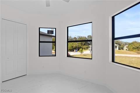 442 Poplar St, Lehigh Acres FL - photo 18 of 28