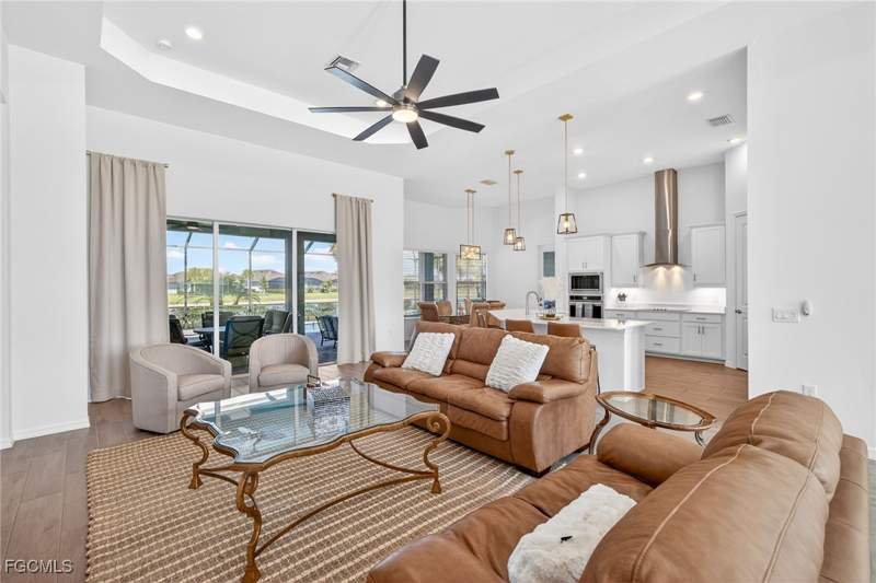 4 bedroom SingleFamilyResidence at 5825 Carnoustie Ct, The National Golf & Country Club At Ave Maria, Ave Maria — photo 4