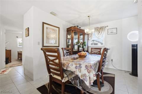 2431 Hunter Ter, Fort Myers FL - photo 12 of 31
