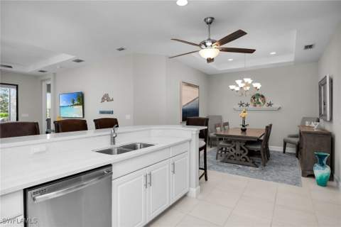 8111 Calle Canovas St, Naples FL - photo 12 of 30