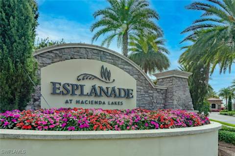 8111 Calle Canovas St, Naples FL - photo 22 of 30