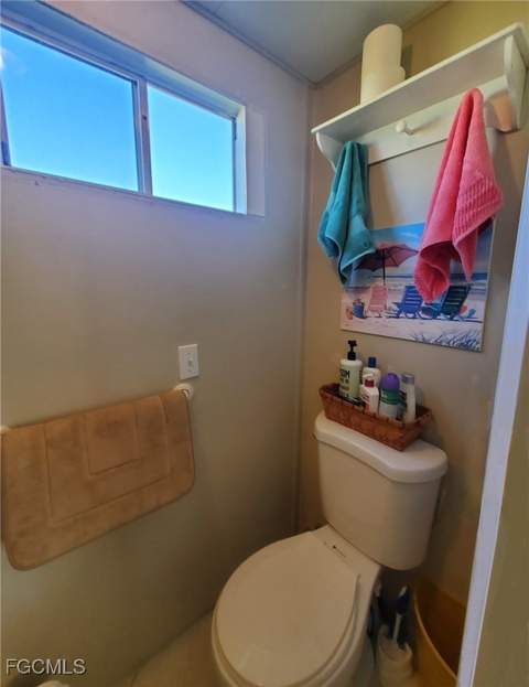 938 Lazy Ln, North Fort Myers FL - photo 19 of 42