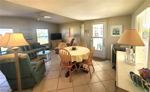 938 Lazy Ln, North Fort Myers FL - photo 9 of 42