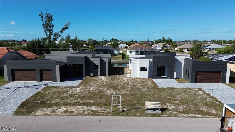 4 bedroom SingleFamilyResidence at 2116 SW 15th Ave, Cape Coral, Cape Coral — photo 2