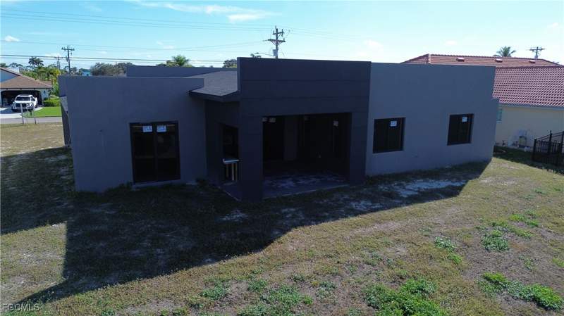 4 bedroom SingleFamilyResidence at 2116 SW 15th Ave, Cape Coral, Cape Coral — photo 5