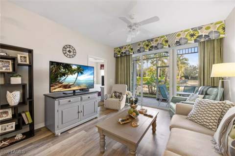 7930 Mahogany Run Ln 811, Naples FL - photo 6 of 50