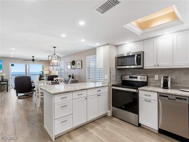 2 bedroom Condominium at 5000 Estero Blvd 407, Pointe South Condo, Fort Myers Beach — photo 4