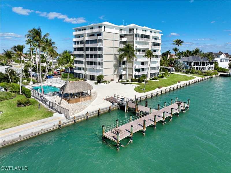 1 bedroom Condominium at 60 Pelican St W 505, Marco Towers, Naples — photo 1