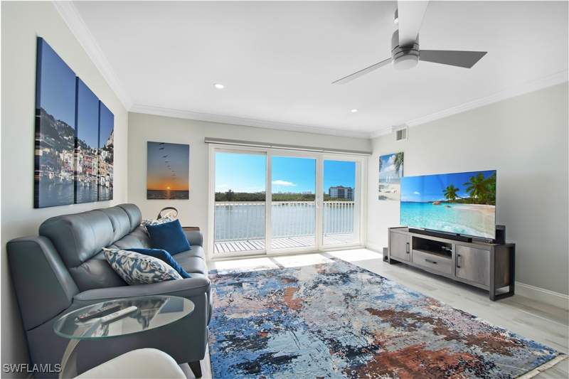 1 bedroom Condominium at 60 Pelican St W 505, Marco Towers, Naples — photo 3