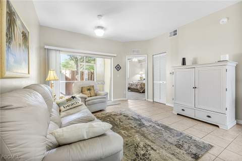 4219 Bellasol Cir 1711, Fort Myers FL - photo 8 of 27