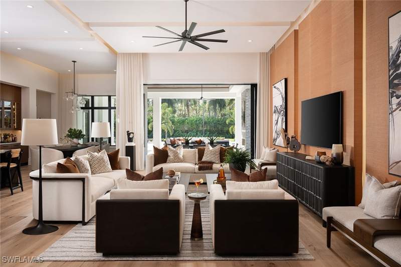 4 bedroom SingleFamilyResidence at 3054 Ravenna Ave, Silver Oak Naples, Naples — photo 2