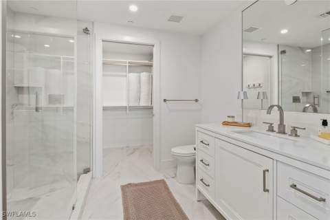 13935 Old Coast Rd 2206, Naples FL - photo 17 of 50