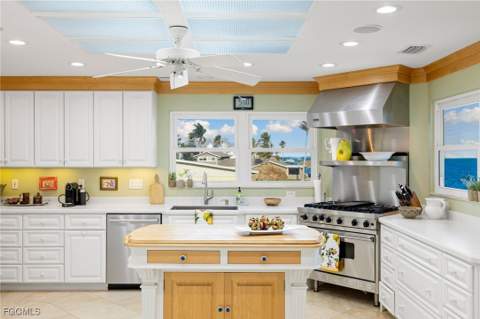 3569 San Carlos Dr, St James City FL - photo 12 of 50