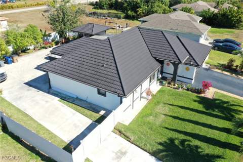 5540 Banning St, Lehigh Acres FL - photo 9 of 50