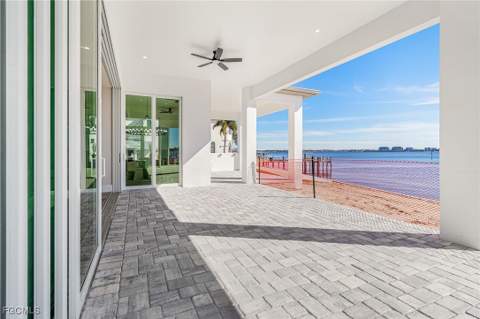 606 Coral Dr, Cape Coral FL - photo 15 of 46