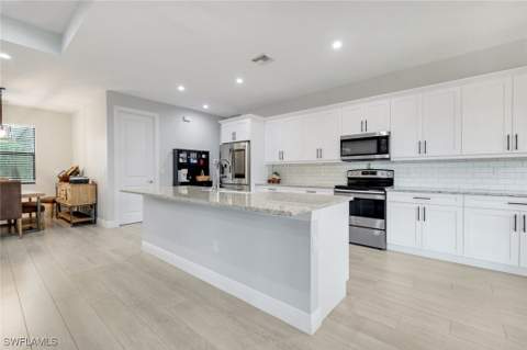 763 35th Ave NW, Naples FL - photo 18 of 48