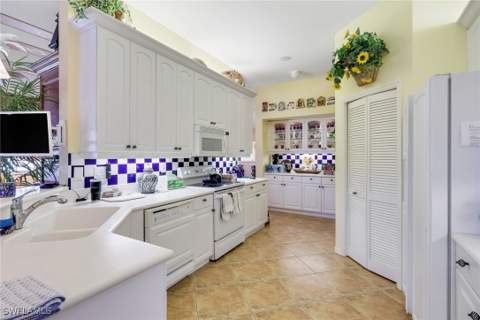10801 Crooked River Rd 203, Estero FL - photo 12 of 27
