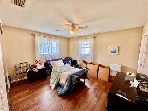 214 NE 9th Ct, Cape Coral FL - photo 10 of 19