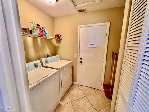 214 NE 9th Ct, Cape Coral FL - photo 12 of 19