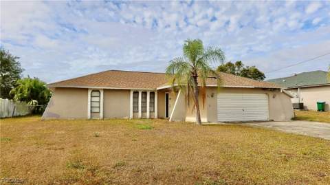 214 NE 9th Ct, Cape Coral FL - photo 14 of 19