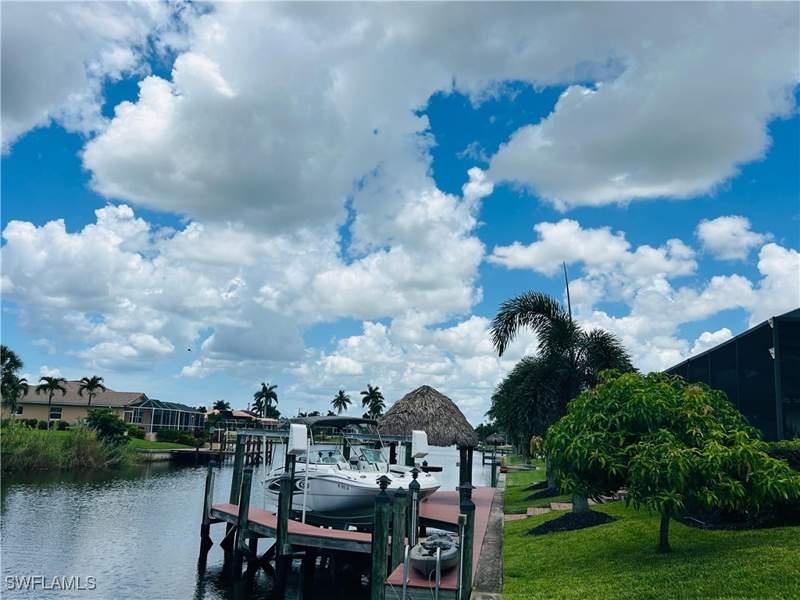 4 bedroom SingleFamilyResidence at 4114 SW 22nd Ct, Cape Coral, Cape Coral — photo 3