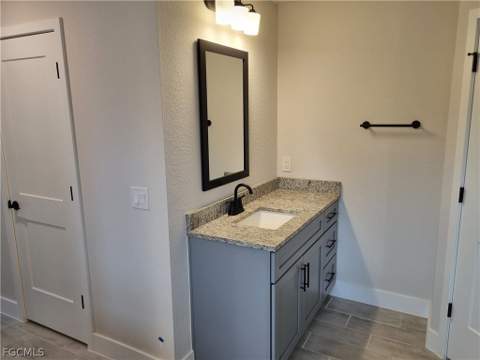 2814 NW 7th Ter, Cape Coral FL - photo 11 of 27
