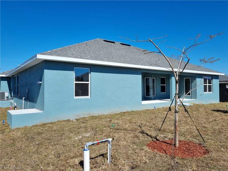 4 bedroom SingleFamilyResidence at 2814 NW 7th Ter, Cape Coral, Cape Coral — photo 2
