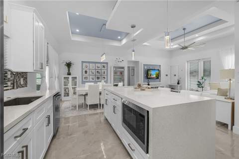 1922 NE 17th Pl, Cape Coral FL - photo 6 of 32