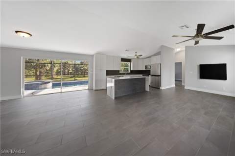 390 35th Ave NE, Naples FL - photo 6 of 20