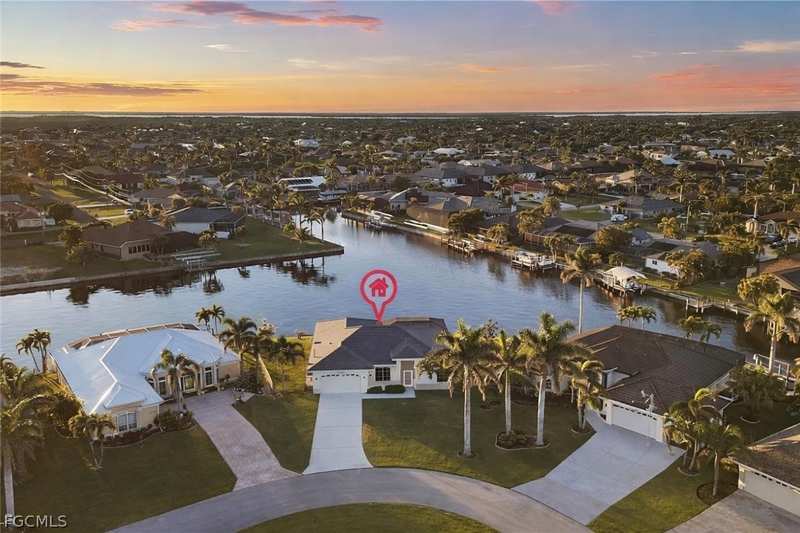 3 bedroom SingleFamilyResidence at 4346 SW 24th Ave, Cape Coral, Cape Coral — photo 1