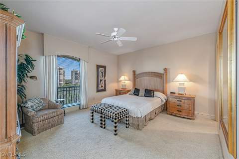 8477 Bay Colony Dr 902, Naples FL - photo 17 of 34