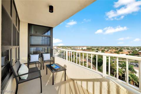 260 Seaview Ct 906, Marco Island FL - photo 13 of 37
