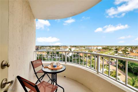 260 Seaview Ct 906, Marco Island FL - photo 18 of 37