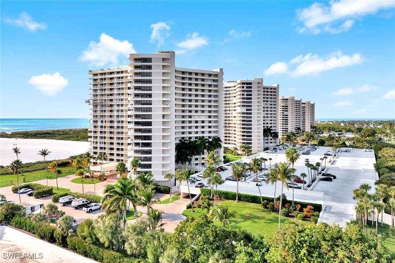 2 bedroom Condominium at 260 Seaview Ct 906, South Seas Club Condo, Marco Island — photo 2