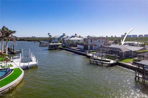 49 Fairview Blvd, Fort Myers Beach FL - photo 12 of 35