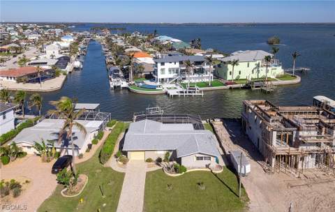 49 Fairview Blvd, Fort Myers Beach FL - photo 21 of 35