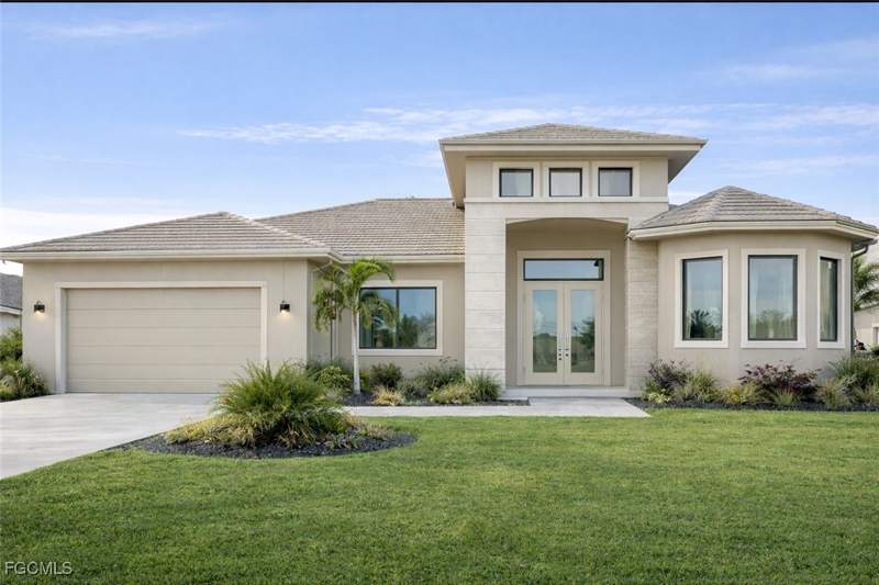 4 bedroom SingleFamilyResidence at 1316 Roosevelt Ave, Lehigh Estates, Lehigh Acres — photo 2