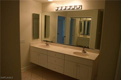 2350 Hidden Lake Ct 8513, Naples FL - photo 16 of 20