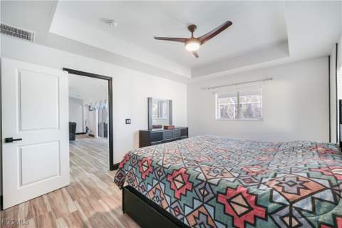 214 NW 25th Ave, Cape Coral FL - photo 14 of 35