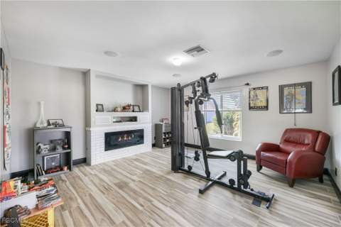 214 NW 25th Ave, Cape Coral FL - photo 18 of 35