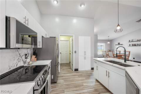 214 NW 25th Ave, Cape Coral FL - photo 8 of 35